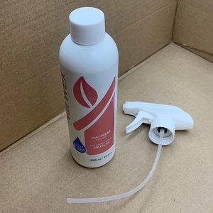 Mattress cleaner spray